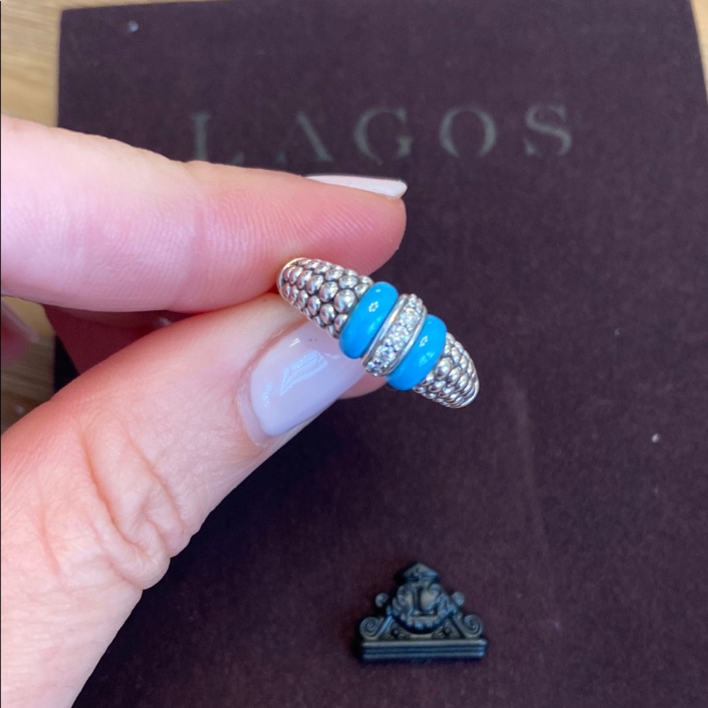LAGOS BLUE CAVIAR
Blue Ceramic and Caviar Diamond Ring